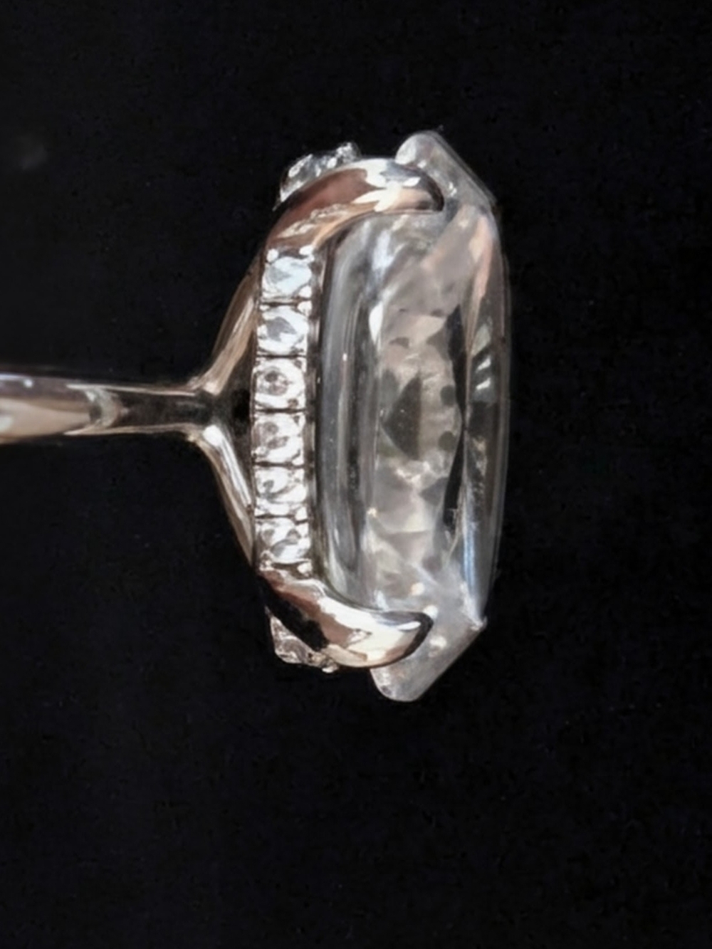 Stunning 925 Sterling Silver Radiant Cut Statement Ring